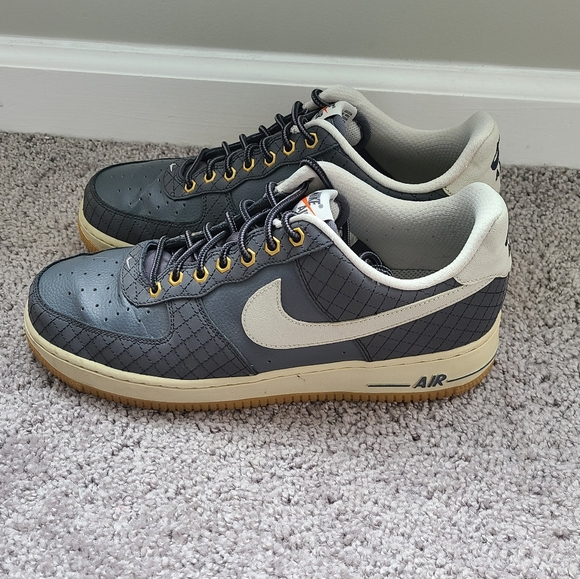 Nike Air Force 1 Dark Grey Bone Gum Bottom - Picture 5 of 13